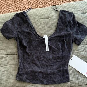 NWT Lululemon Align Tee